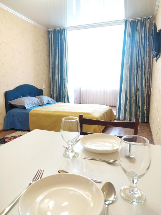 Ferienwohnung Aura On Kievskaya, 168 Bischkek Exterior foto
