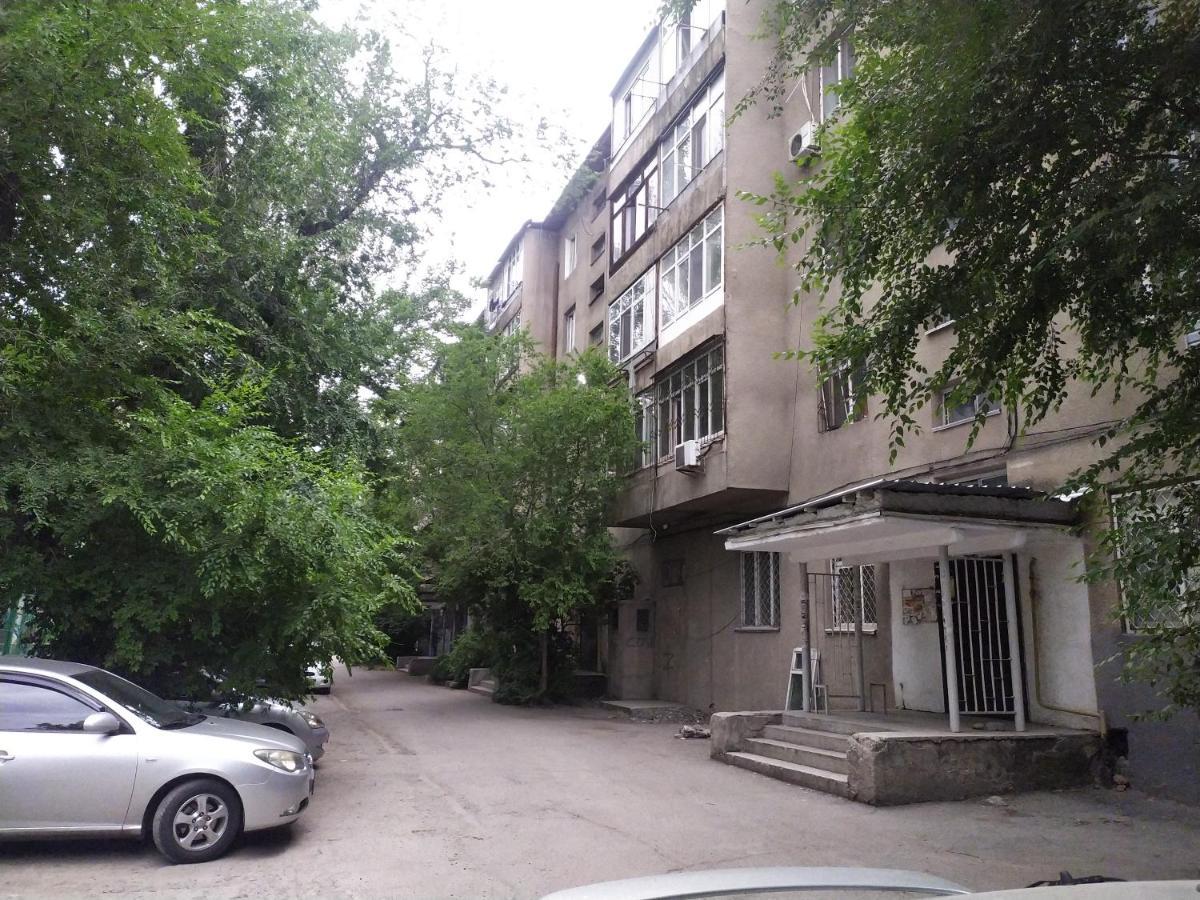 Ferienwohnung Aura On Kievskaya, 168 Bischkek Exterior foto